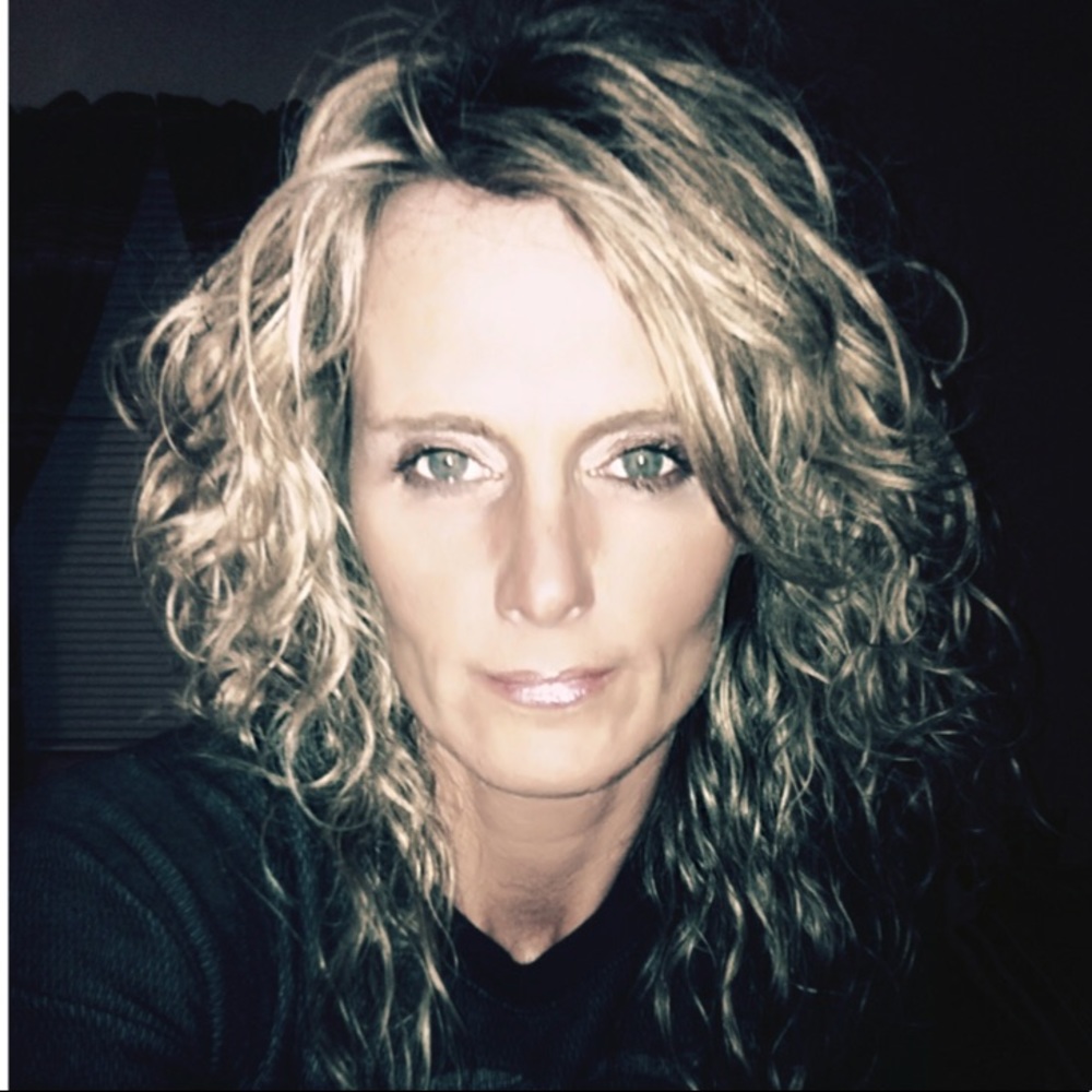 Meet your Posher, Kim
